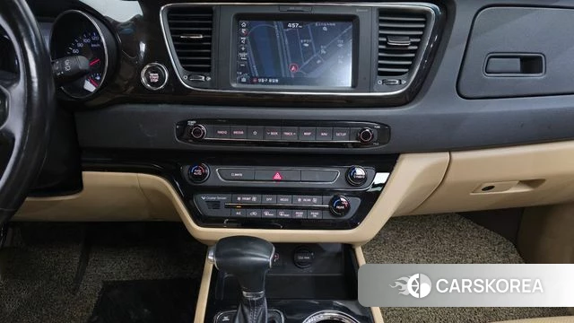 Kia The New Carnival 2018 Белый из Кореи, фото 5