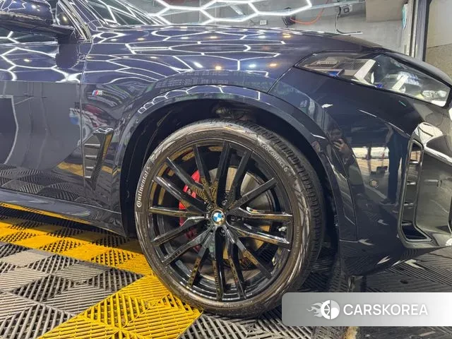 BMW X5 (G05) 2024 Черный из Кореи, фото 5