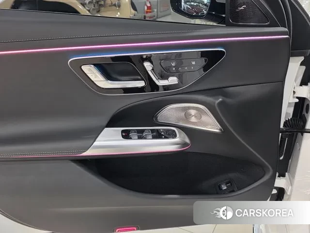 Mercedes-Benz E-Class W214 2025 Белый из Кореи, фото 5