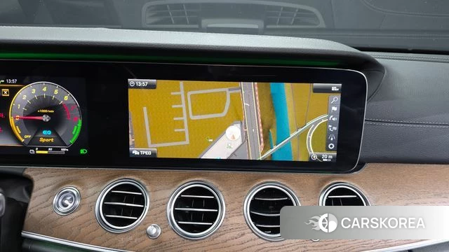 Mercedes-Benz E-Class W213 2019 Белый из Кореи, фото 5