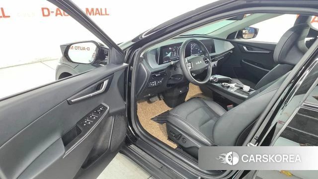 Kia EV6 2022 Черный из Кореи, фото 5