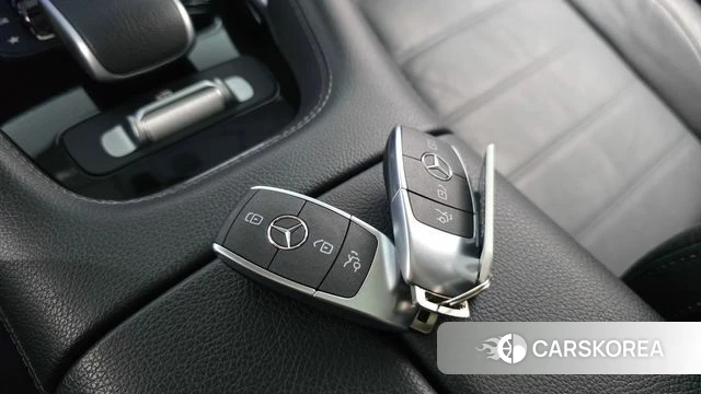 Mercedes-Benz GLE-Class W167 2023 Белый из Кореи, фото 5