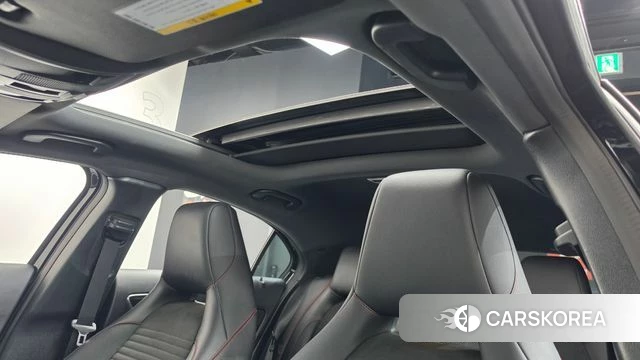 Mercedes-Benz A-Class W176 2018 Черный из Кореи, фото 5