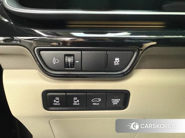 Kia The New Carnival 4th Generation 2024 Черный из Кореи, фото 5