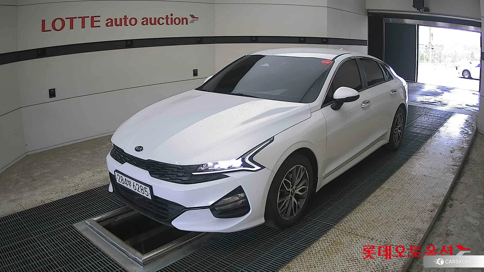 Kia K5 2021 Snow White Pearl (optional) из Кореи, фото 5