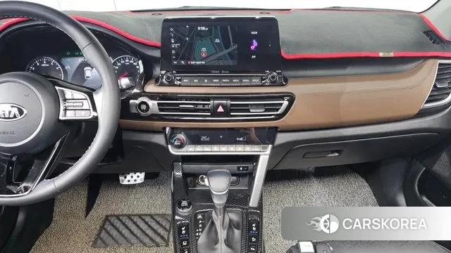 Kia Seltos 2021 Белый из Кореи, фото 5