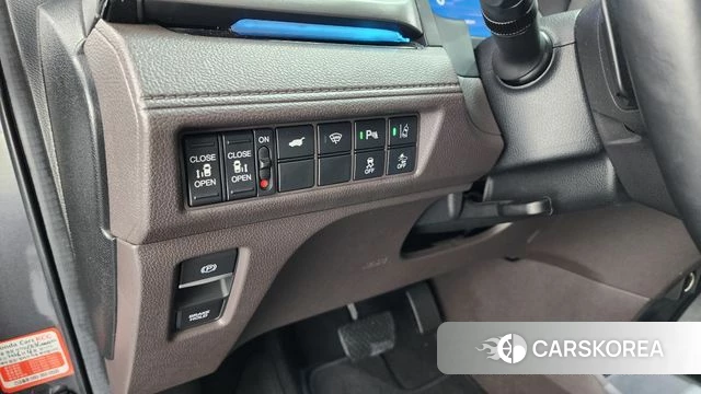 Honda Odyssey 2019 Серый из Кореи, фото 5