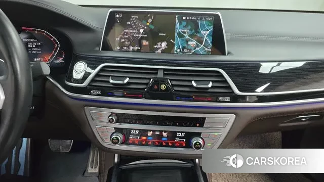 BMW 7 Series (G11) 2021 Черный из Кореи, фото 5