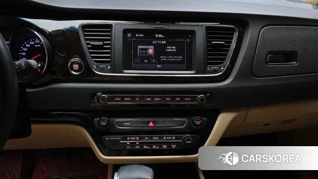 Kia The New Carnival 2018 Белый из Кореи, фото 5
