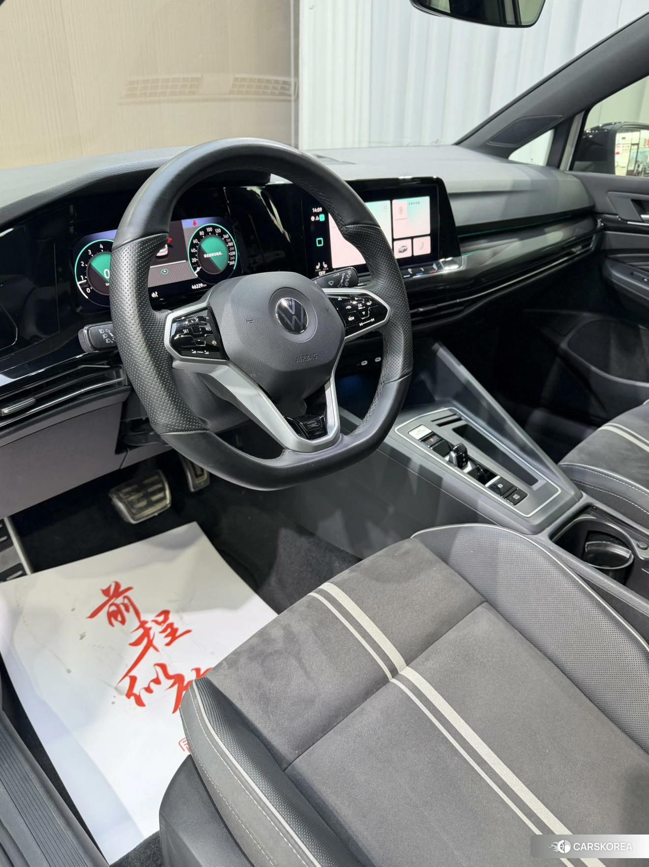 Volkswagen Golf 2022 Белый из Китая, фото 5
