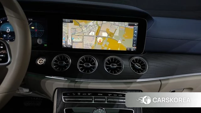 Mercedes-Benz E-Class W213 2018 Белый из Кореи, фото 5