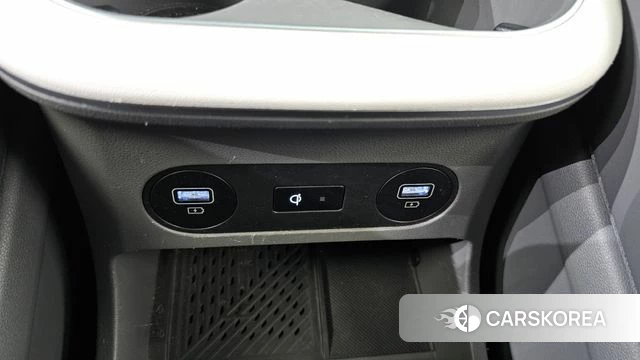 Hyundai Ionic 5 2021 Белый из Кореи, фото 5