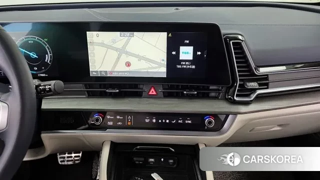 Kia Sportage 5th Generation Hybrid 2024 Белый из Кореи, фото 5