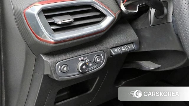 Chevrolet (GM Daewoo) Trailblazer 2022 Белый из Кореи, фото 5