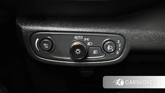 Chevrolet (GM Daewoo) Trailblazer 2021 Серый из Кореи, фото 5