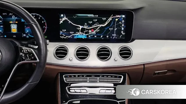 Mercedes-Benz E-Class W213 2020 Белый из Кореи, фото 5