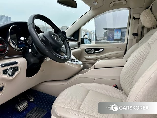Mercedes-Benz V-class 2022 Черный из Китая, фото 5