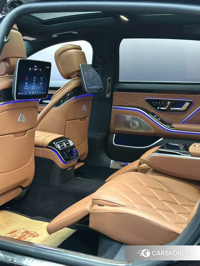Mercedes-Benz Maybach S-class 2023 Черный из Китая, фото 5