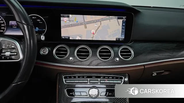 Mercedes-Benz E-Class W213 2019 Синий из Кореи, фото 5