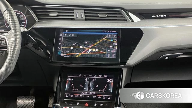 Audi e-Tron 2023 Серый из Кореи, фото 5