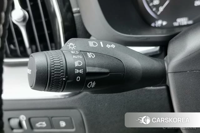 Volvo XC60 PHEV 2020 Белый из Китая, фото 5