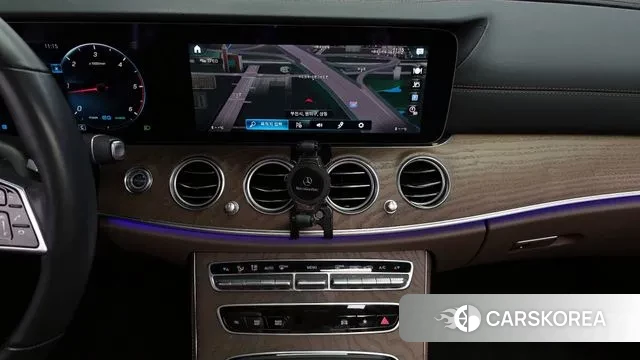 Mercedes-Benz E-Class W213 2022 Серебристо-серый из Кореи, фото 5