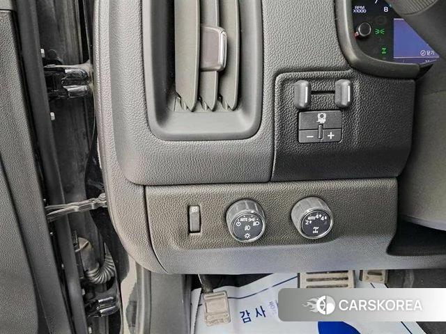 Chevrolet (GM Daewoo) Real New Colorado 2022 Черный из Кореи, фото 5
