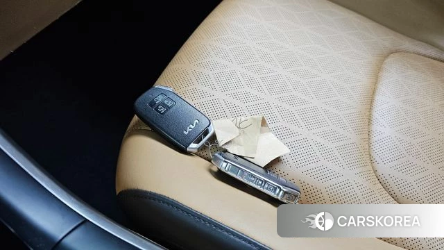 Kia Carnival 4th generation 2023 Белый из Кореи, фото 5
