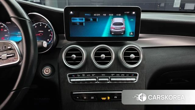 Mercedes-Benz GLC-Class X253 2023 Белый из Кореи, фото 5