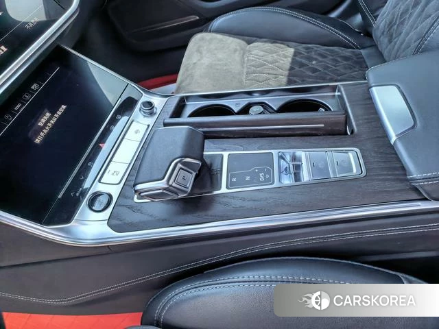 Audi A6L 2023 Черный из Китая, фото 5