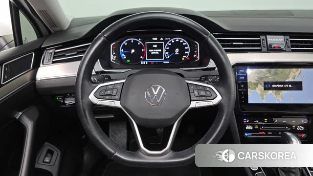 Volkswagen Passat GT (B8) 2022 Белый из Кореи, фото 5