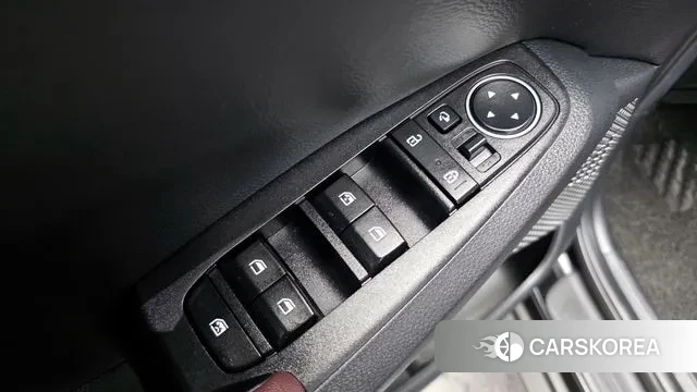 Kia Seltos 2021 Черный из Кореи, фото 5