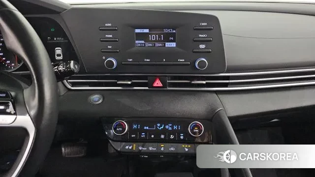 Hyundai Avante (CN7) 2020 Серебристо-серый из Кореи, фото 5