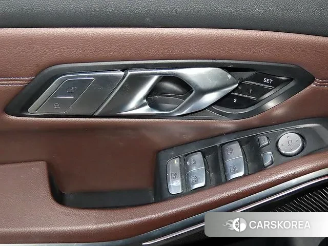 BMW 3 Series (G20) 2022 Черный из Кореи, фото 5