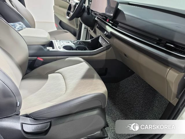 Kia The New Carnival 4th Generation 2026 Белый из Кореи, фото 5