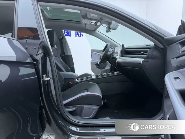 Volkswagen Lingdu 2023 Темно-серый из Китая, фото 5