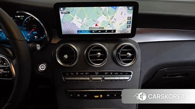 Mercedes-Benz GLC-Class X253 2021 Белый из Кореи, фото 5