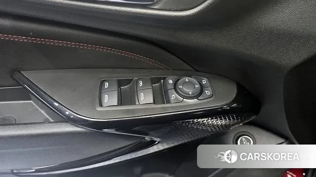 Chevrolet (GM Daewoo) Trax Crossover 2023 Красный из Кореи, фото 5