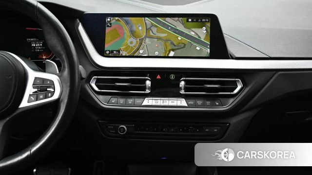 BMW 1 Series (F40) 2023 Серебряный из Кореи, фото 5