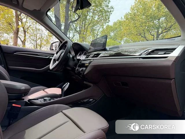 BMW X1 2022 Белый из Китая, фото 5