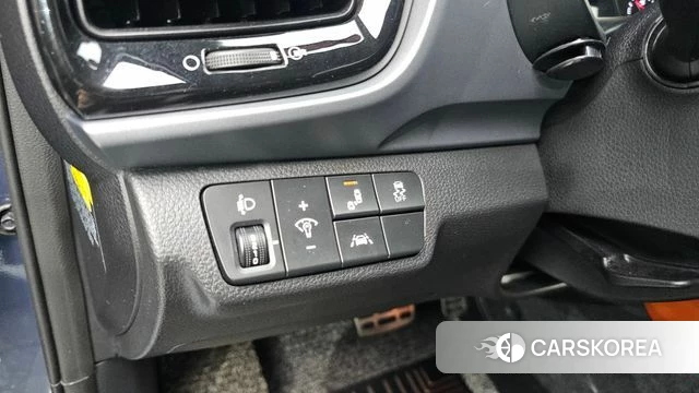 Kia Stonic 2018 Синий из Кореи, фото 5