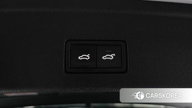 Volkswagen Touareg 3rd generation 2020 Белый из Кореи, фото 5