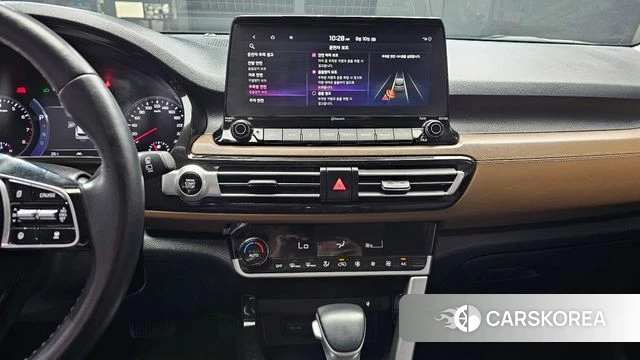 Kia Seltos 2022 Белый из Кореи, фото 5