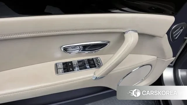 Bentley Flying Spur 2nd Generation 2018 Черный из Кореи, фото 5