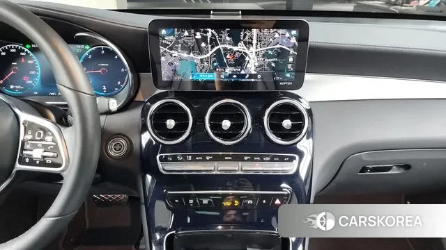 Mercedes-Benz GLC-Class X253 2021 Белый из Кореи, фото 5