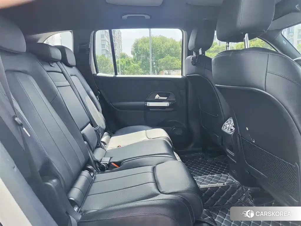 Mercedes-Benz GLB 2022 Белый из Китая, фото 5