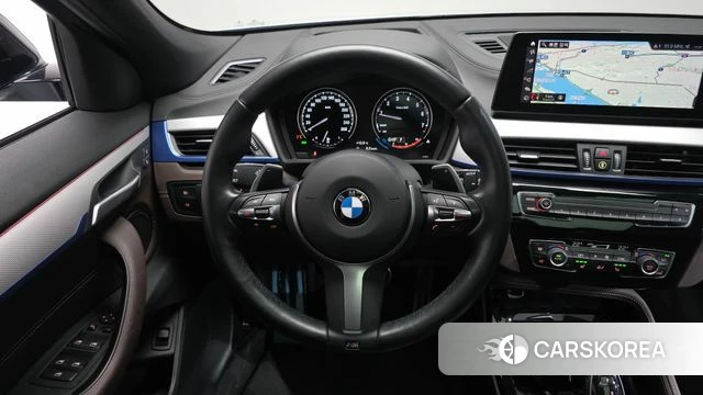 BMW X2 (F39) 2022 Светло-серебряный цвет из Кореи, фото 5
