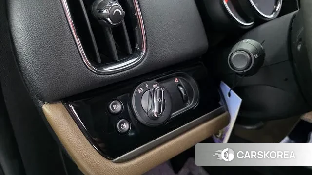 Mini Cooper D Countryman 2019 Черный из Кореи, фото 5