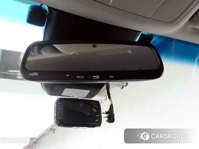 Hyundai Santa Fe TM 2018 Серебристо-серый из Кореи, фото 5