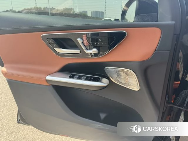 Mercedes-Benz GLC 2024 Черный из Китая, фото 5